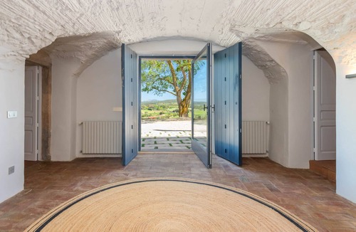 Fonteta House | Exclusive farmhouse with rustic soul