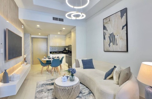 Sheikh Zayed Road Apartment | Exclusive High-Floor 2BR Aykon with Luxury & Views