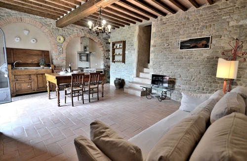 Vicchio Villa | Exclusive historic villa with pool, stunning view!