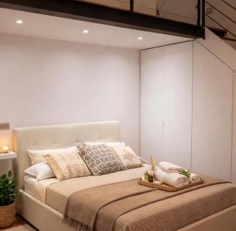 Rione Duomo Apartment | Exclusive Loft Vanvitelli
