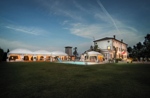 Castelbaldo Villa | Exclusive Natural Villa - Pool - Game Room - Pet Friendly