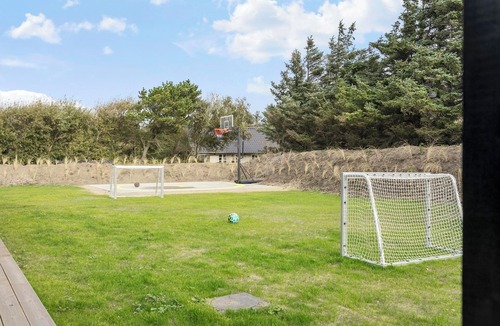 Lodbjerg Hede Cottage | Exclusive pool and activity house for 30 people -1002