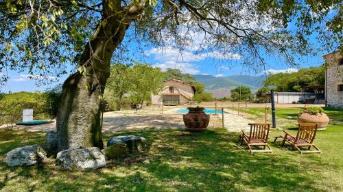 Poreta House | Exclusive Pool-open All Year-spoleto Biofarm-slps 8-village shops, bar1 km 7