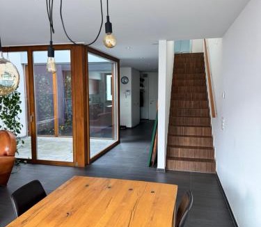 Vorstadte Apartment | Exclusive Rooftop Duplex Penthouse, Hot Tub, 2 Terrace Views, 230sqm, Downtown, 6min walk to main station