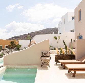 Finikia Villa | Exclusive Santorini Villa 3 Bedroom Villa Private Jetted Pool Sea View