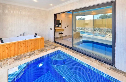Uzumlu Villa | Exclusive Sheltered Villas