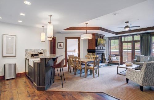 Peak 8 Apartment | Exclusive Slopeside Luxury at Peak 8, Ski In-Ski Out with Hot Tub and Pools
