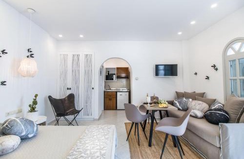 Naxos Town Apartment | Exclusive Studio
