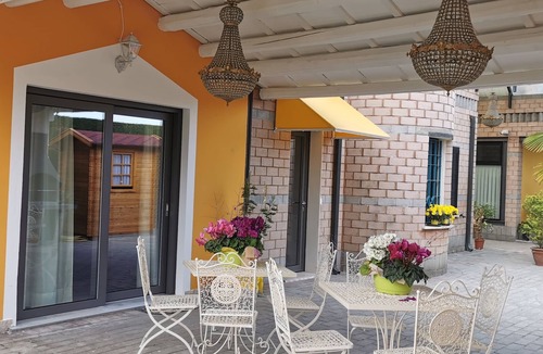 Castelbaldo Villa | Exclusive Villa with Private Pool Sleeps 12 - 6 Rooms