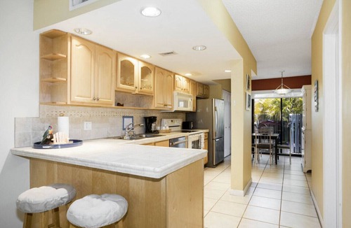 Islamorada Villa | Exec Bay w/heated Pool, Marina, Beach, Pets ok, Tennis/Pickleball