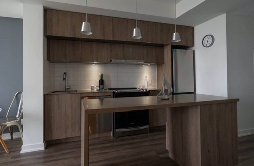Willowdale Apartment | Executive 1 Bedroom Apartment in North York | Pivot Building