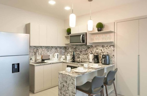 Costa del Este Condo | Executive 1-Bedroom with City Views – Panama