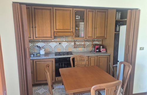 Rapallo Apartment | Executive 1 Bedrooms & Balcony Breakfast&BeachServices included