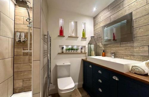 Caerleon Apartment | Executive 1bd 1st floor flat