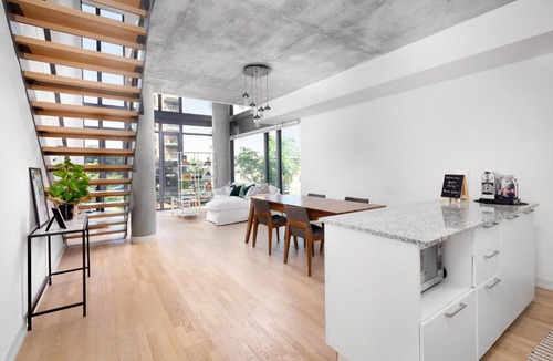 Fashion District Apartment | Executive 2-Storey Luxury King West Loft