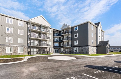 Dieppe Apartment | Executive 2BR Apt | Fully Furnished | Fast Wi-Fi | Perfect for Monthly Stays