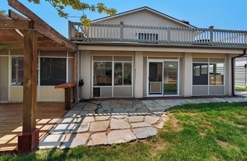 Pueblo House | Executive 3-bedroom 3 Bth Home in Pueblo with Jetted Tub and Hot Tub,