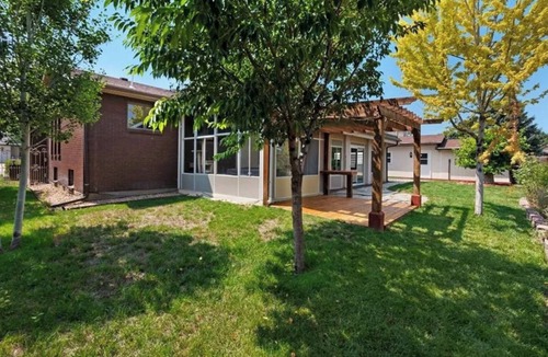 Pueblo House | Executive 3-bedroom 3 Bth Home in Pueblo with Jetted Tub and Hot Tub,