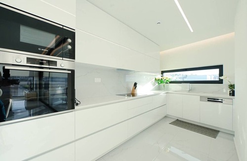 Heraklion Apartment | Executive 3-Bedroom Deluxe Stay