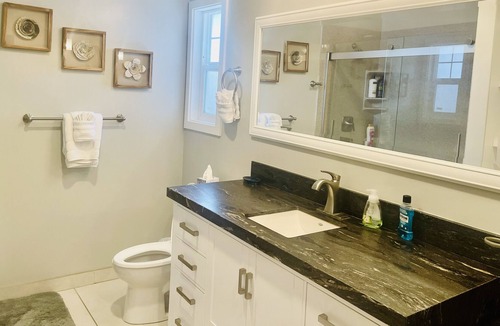 East San Jose House | EXECUTIVE 4BR/2BTH/SJC DWNTWN/Airport/JAPAN TWN