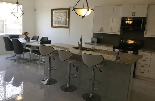 Windwood Bay Villa | Executive 6-bedroom luxury villa with a pool