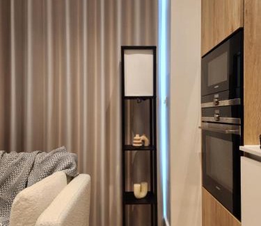 Gerrards Cross Apartment | Executive Apartment - Gerrards Cross Golf Club - Parking