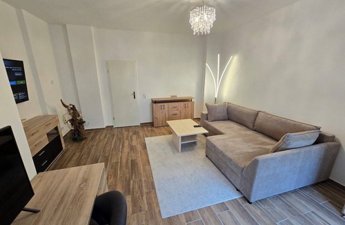 Sonnenberg Apartment | Executive apartment + terrace + private parking space