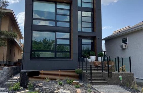 Edmonton Apartment | Executive Bsmt Suite, King Bed, 5 min to DT & Whyte Ave, Sleeps 6!