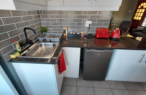 Ethekwini Apartment | Executive Chic Flat with Stunning Views
