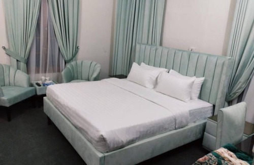 F-8 Sector Bed & Breakfast | Executive Clift Royal - Best place in Islamabad F8 Sector