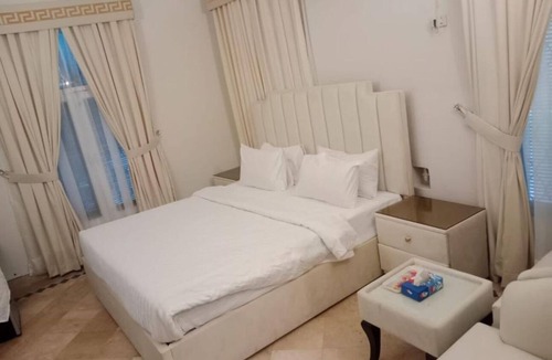 F-8 Sector Bed & Breakfast | Executive Clift Royal - Best place in Islamabad F8 Sector
