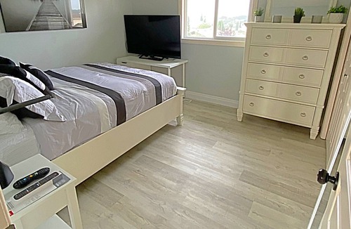 Grande Prairie House | Executive Comfortable Home Close to Highway 40 and Eastlink Centre