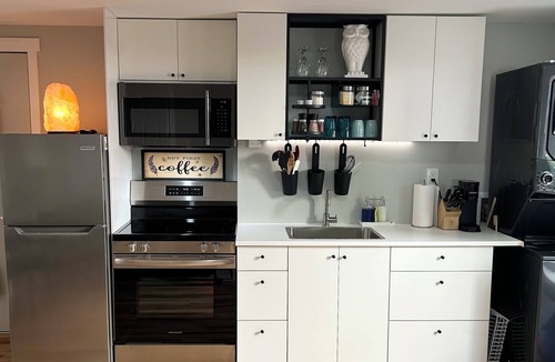 Prince George House | Executive-Cozy-1BDR-College Heights Haven