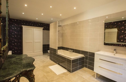 Barbeville Bed & Breakfast | Executive double Bedroom