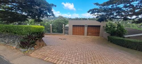 Pinetown Apartment | Executive Flat with Stunning Views
