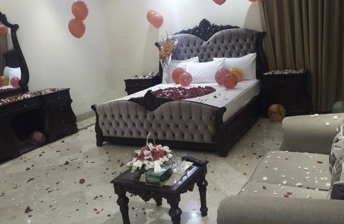 F-8 Sector Hotel | Executive Galaxy Guest House