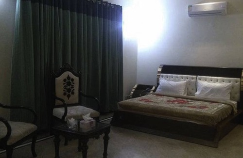 F-8 Sector Hotel | Executive Galaxy Guest House