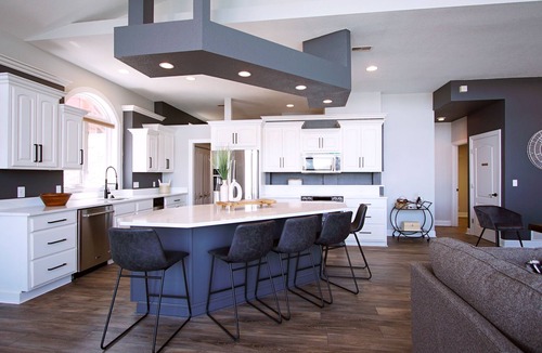 Sunrise Beach House | Executive Getaway close to all the action with Private 2 slip dock