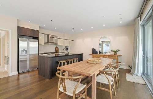 Merivale Apartment | Executive Ground Floor Apartment in Merivale