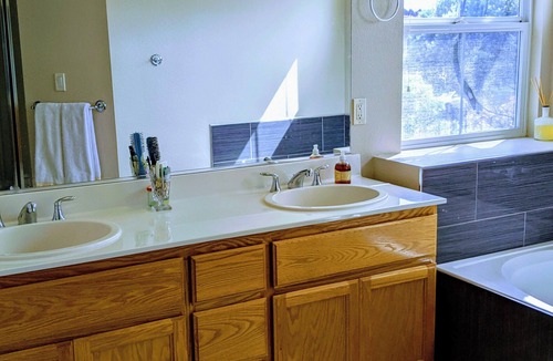 San Pablo House | Executive home close to Keller Beach and Point Pinol regional shoreline-
