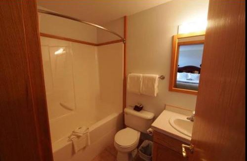 High Level Hotel | Executive House Suites Hotel & Conference Centre