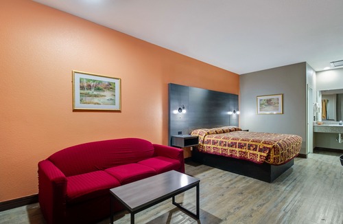 Stafford Hotel | Executive Inn & Suites