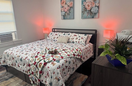 Warwick House | Executive Luxury Retreat. Comfort Plus Stay Elite