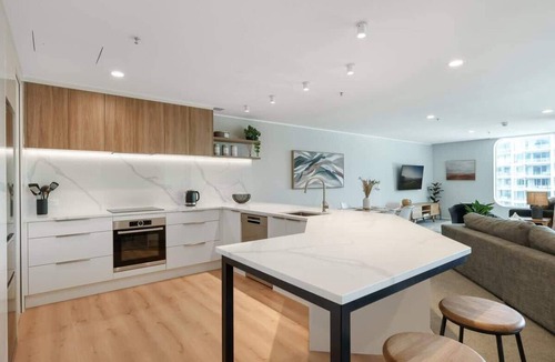 Mount Maunganui Apartment | Executive Oceanside Apartment