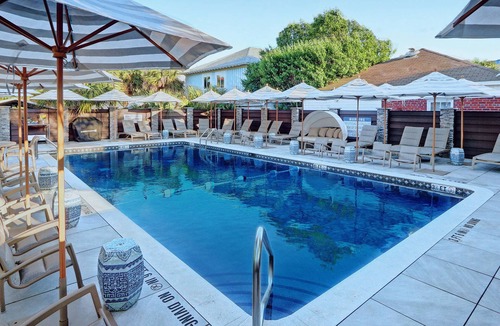 Savannah Victorian District Apartment | Executive Rental for Extended-Stays, Pool Access