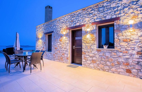 Vassilias Villa | Executive Skiathos Villa | 3 Bedrooms |.