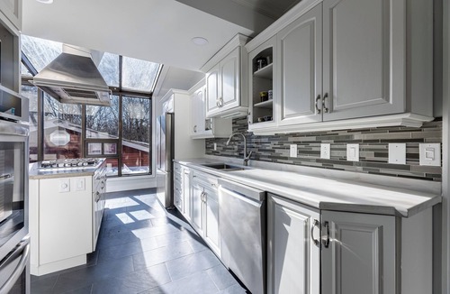 West End House | Executive Stay in Bowring Park