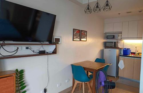 Mandurriao Apartment | Executive Studio at One Madison Place Iloilo City