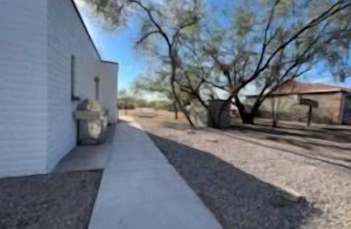 Tucson House | Executive Suite #2 with Parking