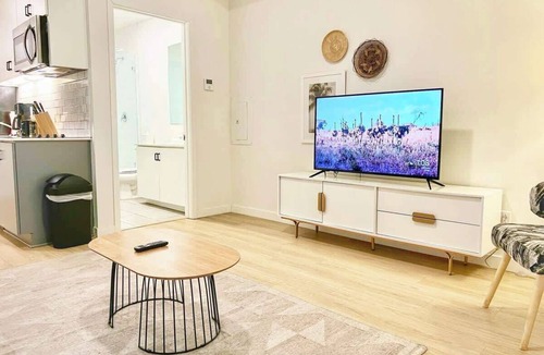 East Village Apartment | Executive Suite | 3 Blocks from Gaslamp Quarter